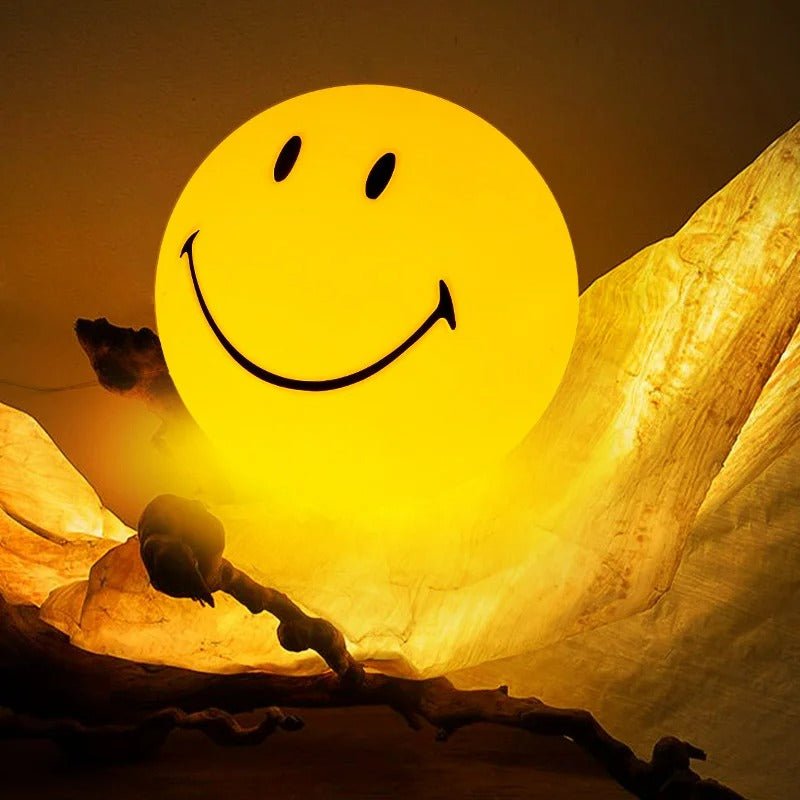 Veilleuse Smiley LED Rechargeable avec Commande Tactile