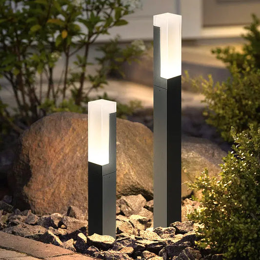 Borne Lumineuse LED Extérieure IP65 en Aluminium Noir