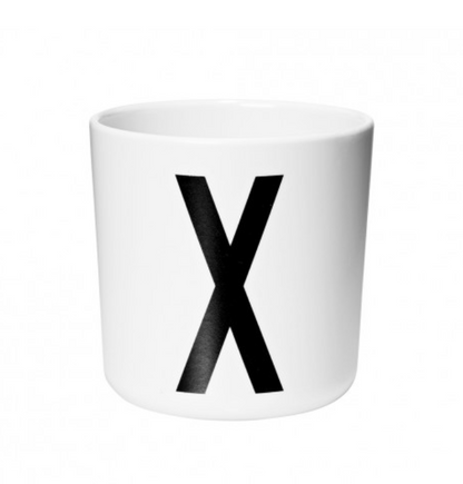 Tasse personnalisée pour enfant en mélamine – Apprentissage ludique et design résistant